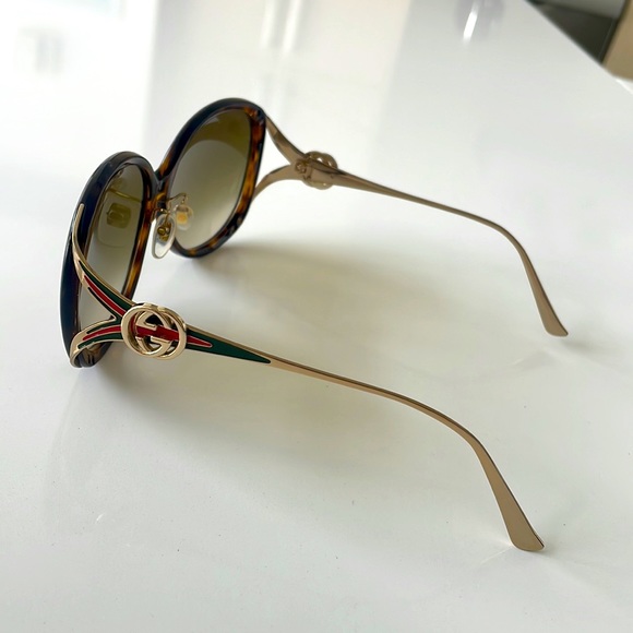 Authentic Gucci Sunglasses - Picture 2 of 4